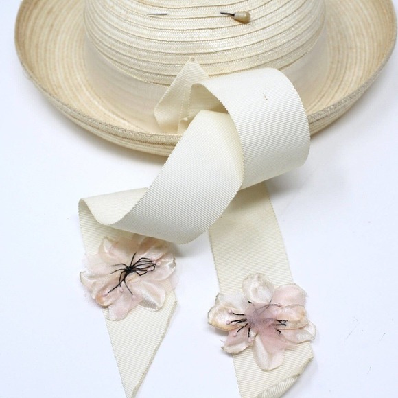 Vintage Ivory White Straw Boater Hat w Trailing Ribbons and Flowers - Hey Viv - Picture 5 of 6